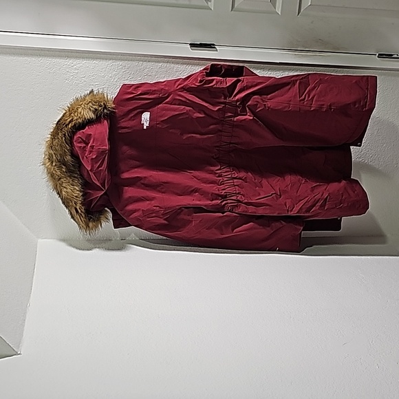 NWT The North Face Women's Arctic Parka Faux Fur Sz.2x - Picture 9 of 13